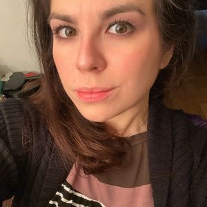 Meet your Posher, Ashley